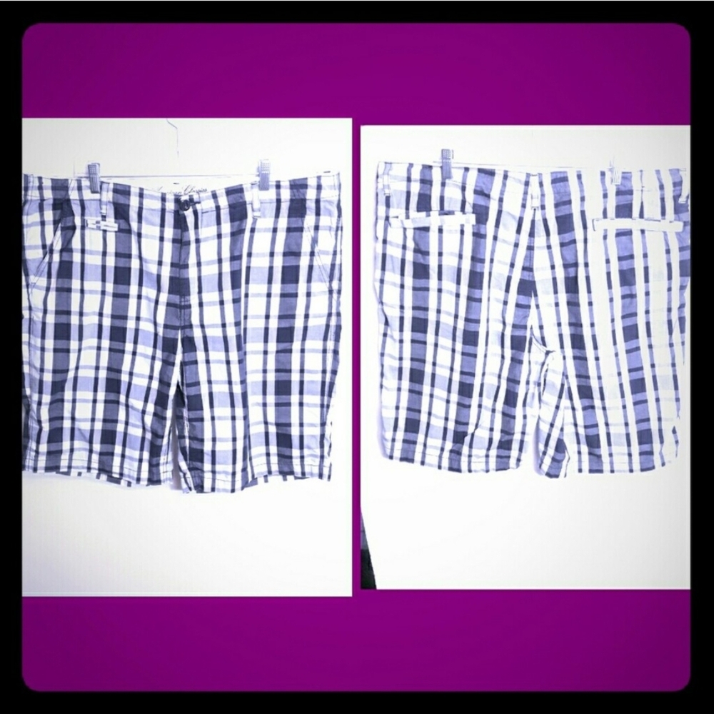 Men's Blue Plaid Shorts